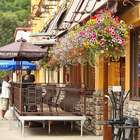 Adventure Hotel ネルソン エクステリア 写真