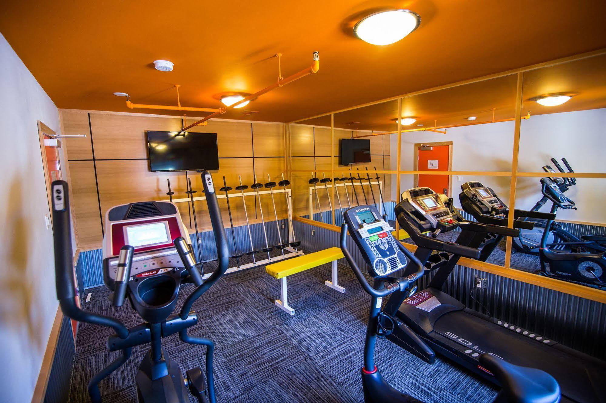 Adventure Hotel ネルソン エクステリア 写真
