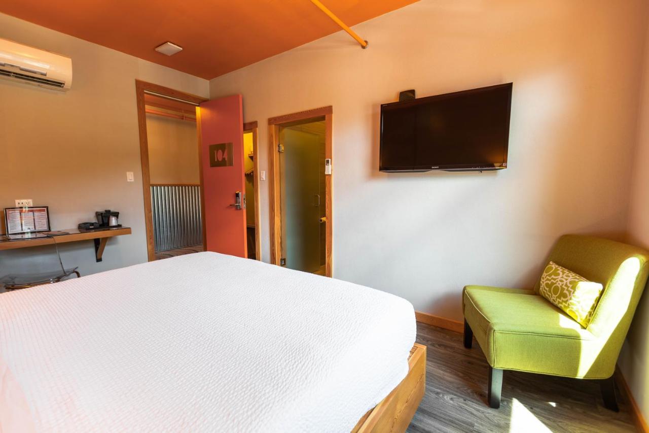 Adventure Hotel ネルソン エクステリア 写真